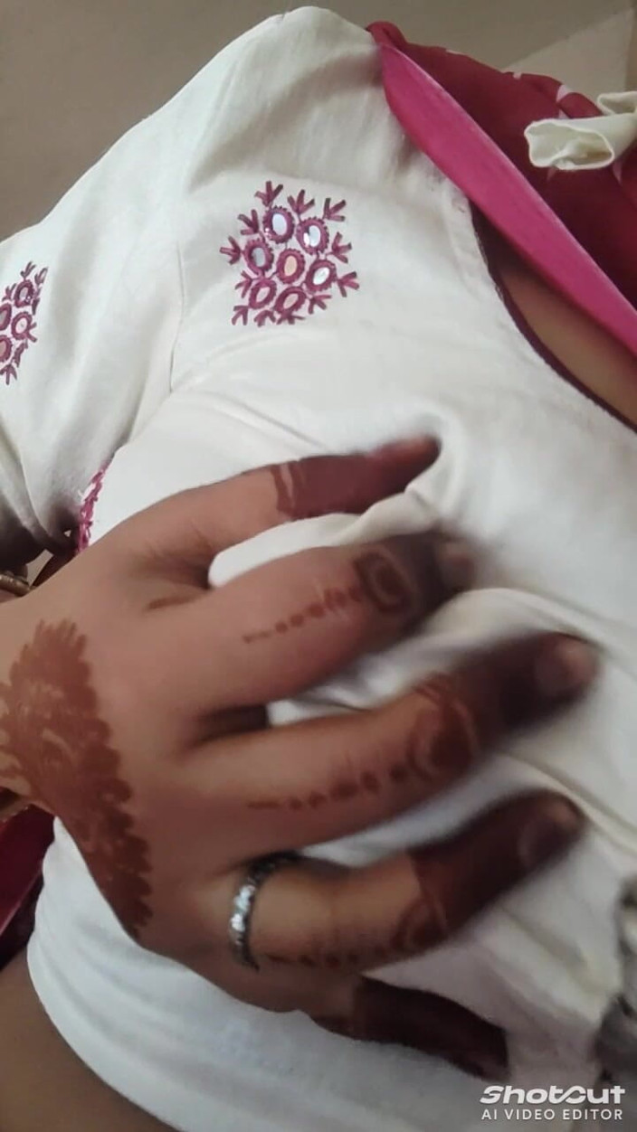 Dr_doom21: Bhabhi desi panas berair
