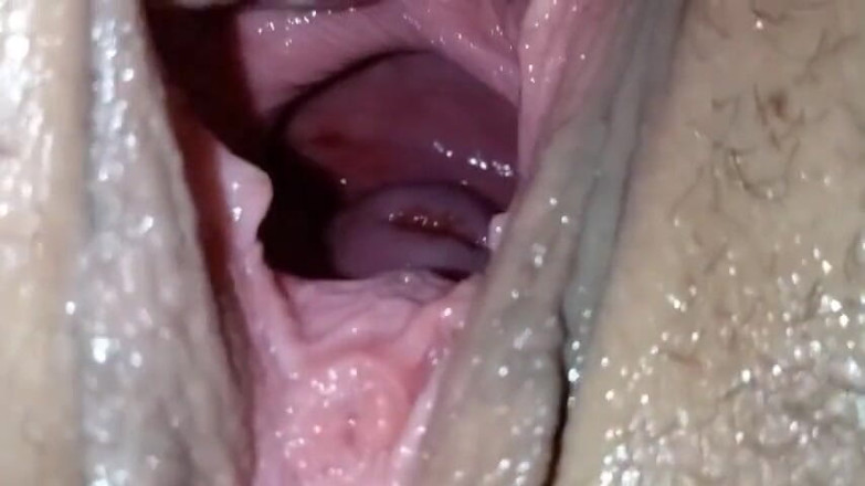 Husband-fist-wife: Manchon vaginal dans un vagin réel