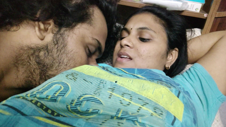Vaishnavysharunraj: Rekaman seks romantis pasangan hot asal mallu mallu, vaishnavy lagi...