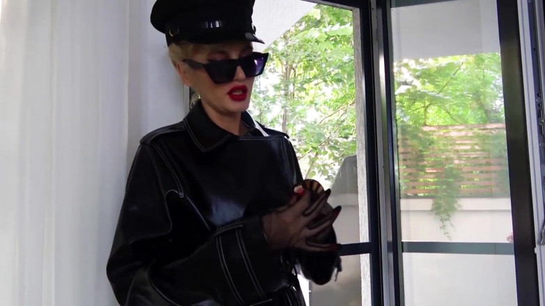 Goddess Celine: Pvc-Trench-fetisch