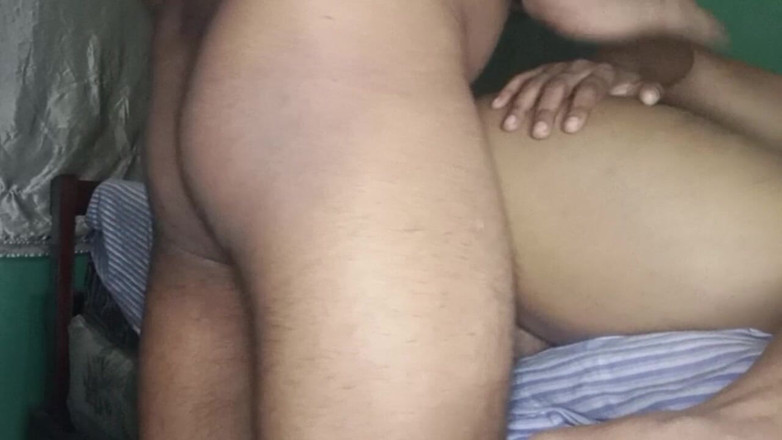 BigassMILF40: Transando com cachorro com a morena da minha sogra