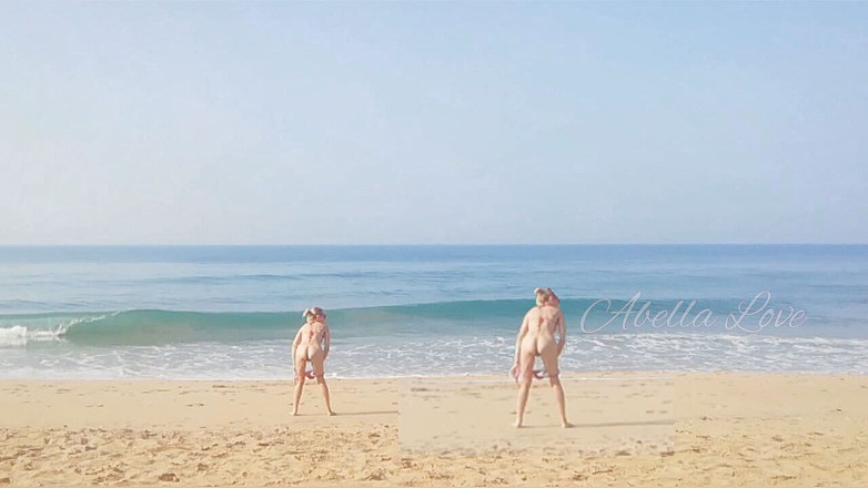 Abella Love: Schlanke MILF nimmt sonnenbad und pinkelt zweimal am strand