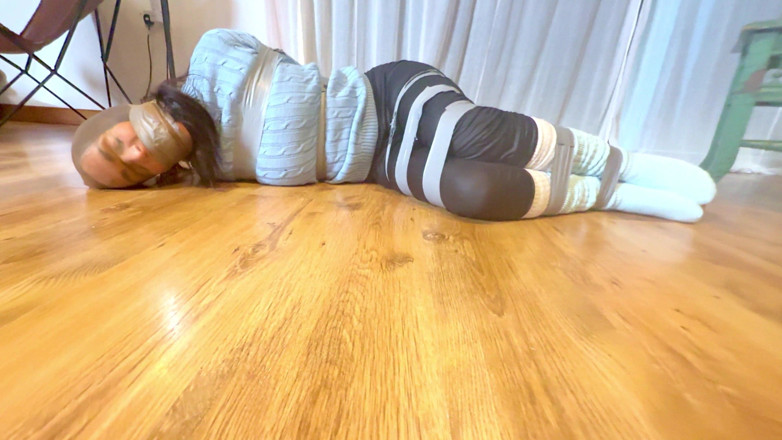 Latina Fetish: Latinh: bí mật của người gác cổng (4k)