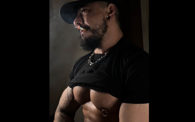 Reds and Muscles: Bir ışık için sabırsızlanıyorum!