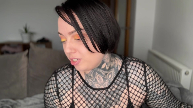 Miss Valentina: Leben senden