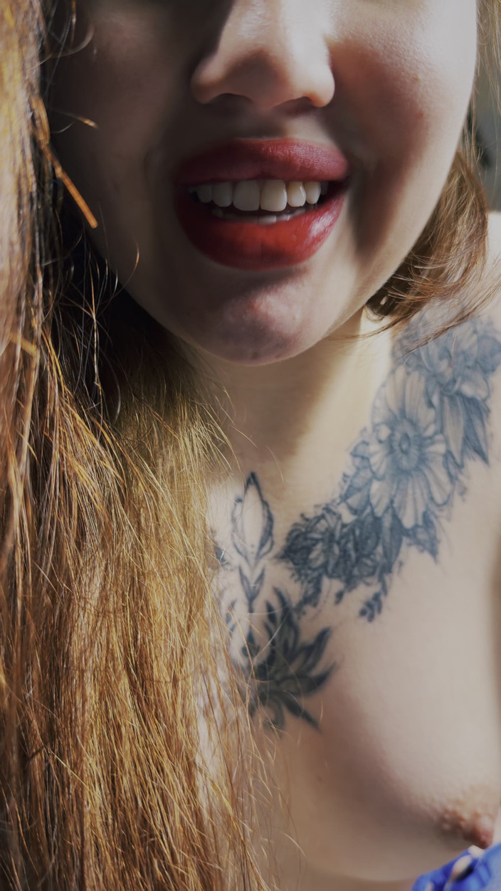JessLux: Unter Deiner Göttin Dominantes POV, Flüstern, Necken &amp; Totale Kontrolle