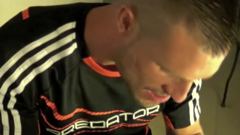 Sneaker gay: tvink ek scally larke ke pair aur pair tak adhin...