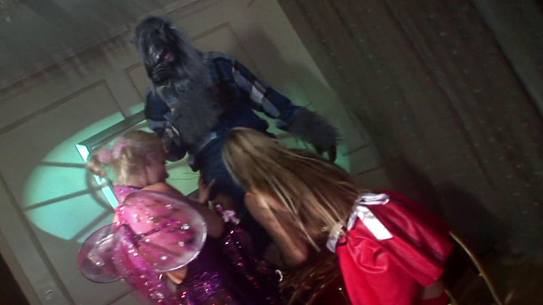 Babe Stars: Chicas rubias se ponen traviesas y comparten la misma polla