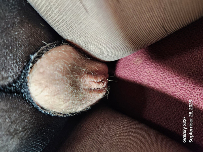 Goode Girl: 흑인 팬티 스타킹을 입고 담배를 피우는 좋은 소녀 POV JOI