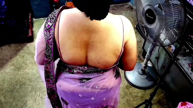 Aou36: Une bhabhi desi et son devar passent un moment secret...