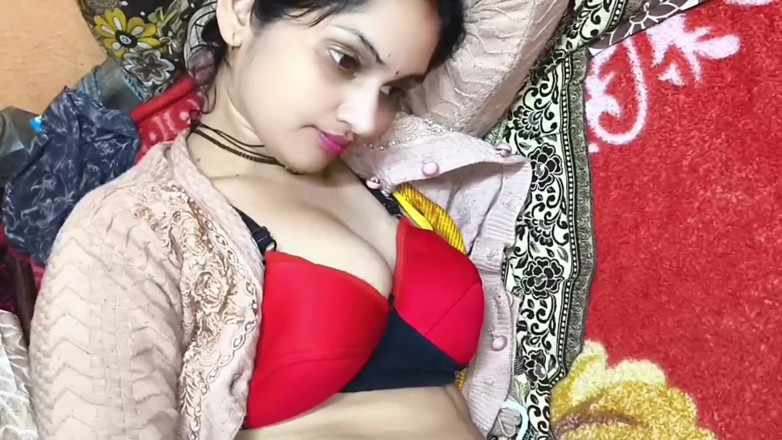 Janvibhabhii: Desi indyjski Bhabhi żąda przyrodniego brata o pieprzenie, pełny hinduski głos