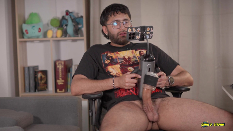 Camilo Brown: Sex Toy Bewertung Hand Stroker von the Bad Peach