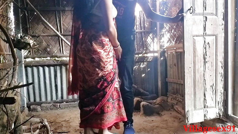 Villagesex91: Vermelho saree esposa ao ar livre boquete