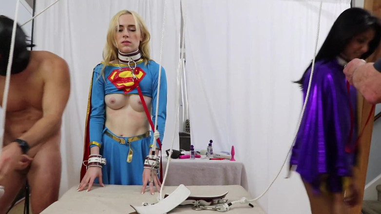 Azure Sky Films: Viva Athena / Candy white Supergirl-batgirl - dreier doggystyle blowjobs halsfick oralsexspielzeug...