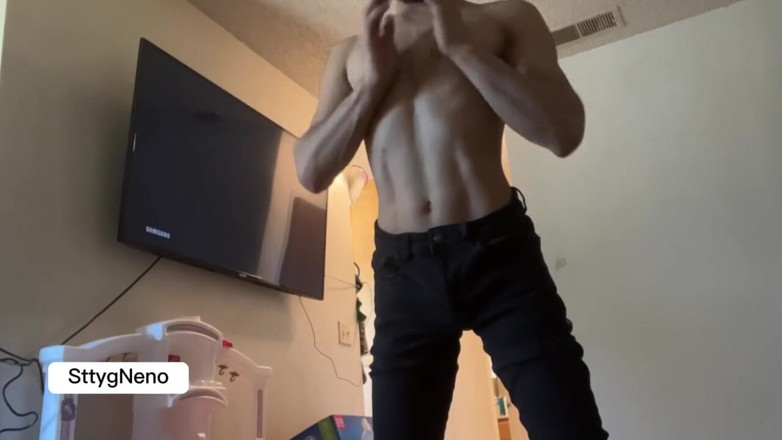 Xooshua (xblue18): Hot 18 Year Old Boy Behaving Naughty