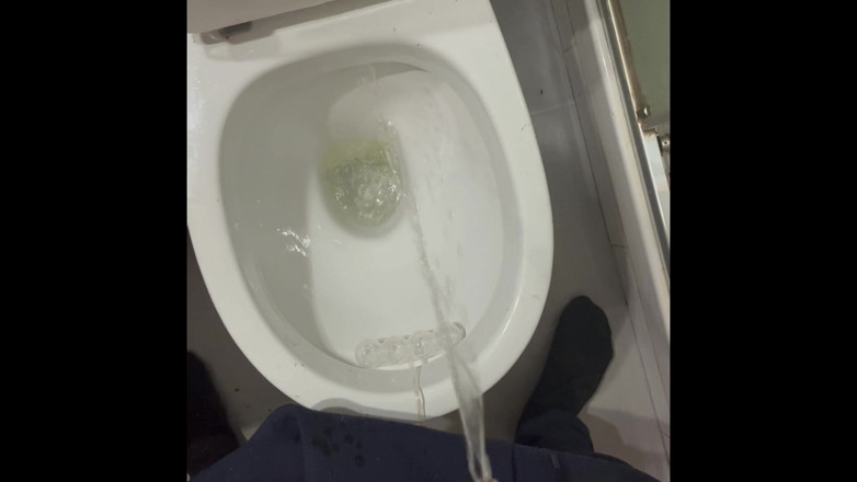 The newhere: Piss Outdoors dan kompilasi lainnya