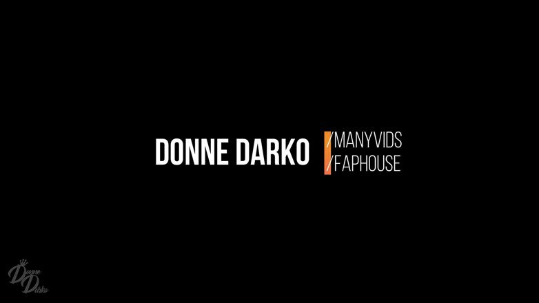 Donne Darko: 私のかわいいお尻は油を塗ってdicked