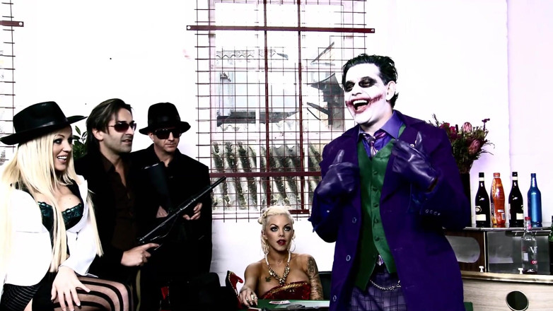 La sex: Petrecerea lui Joker