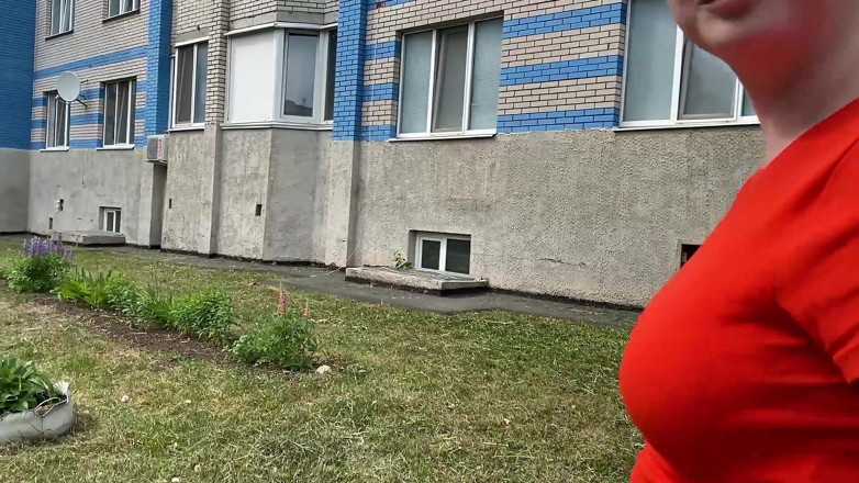 Ku_vadik: Chica rusa hace una mamada en la entrada