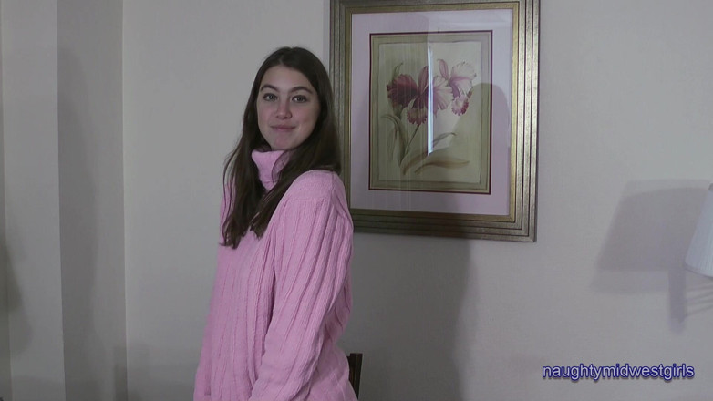 NaughtyMidwestGirls: Marie FullBush - порно пробы волосатой девушки-хиппи