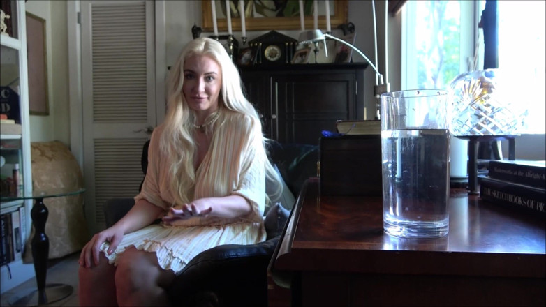 Alex Adams: Thick Stepmom Sex-ed - Kate Dee - Momcomesfirst - Alex Adams