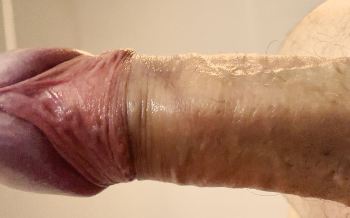Amateur big dick: Min homosexuella pappa onanerar i badrummet