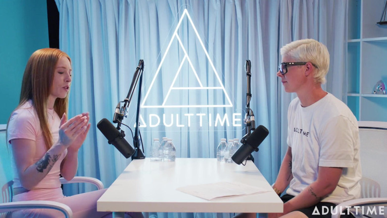 Adult Time Podcast: Madi Collins Enemas, thổi kèn nơi công cộng , &amp; bạn trai...