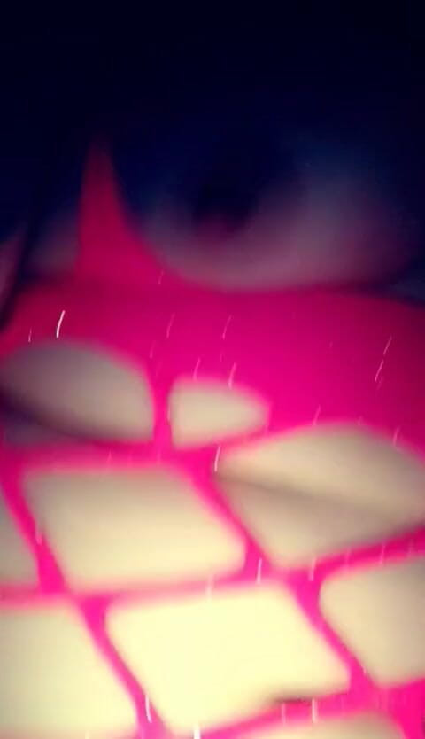 Jenn_sexxii: Babe in Pink Lingerie Plays W Her Pussy