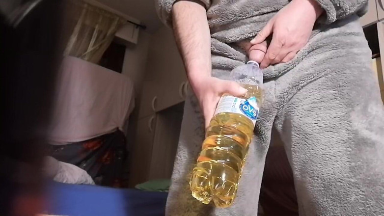 Setesesso7: Vreau să ejaculez în pahar și să beau laptele fierbinte!