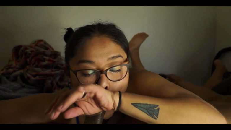 DeesDeepThroat: Dee realmente está disfrutando