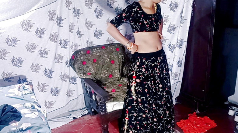 Rakul008: Orgasme gaya doggy! Wanita India bersetubuh berdiri