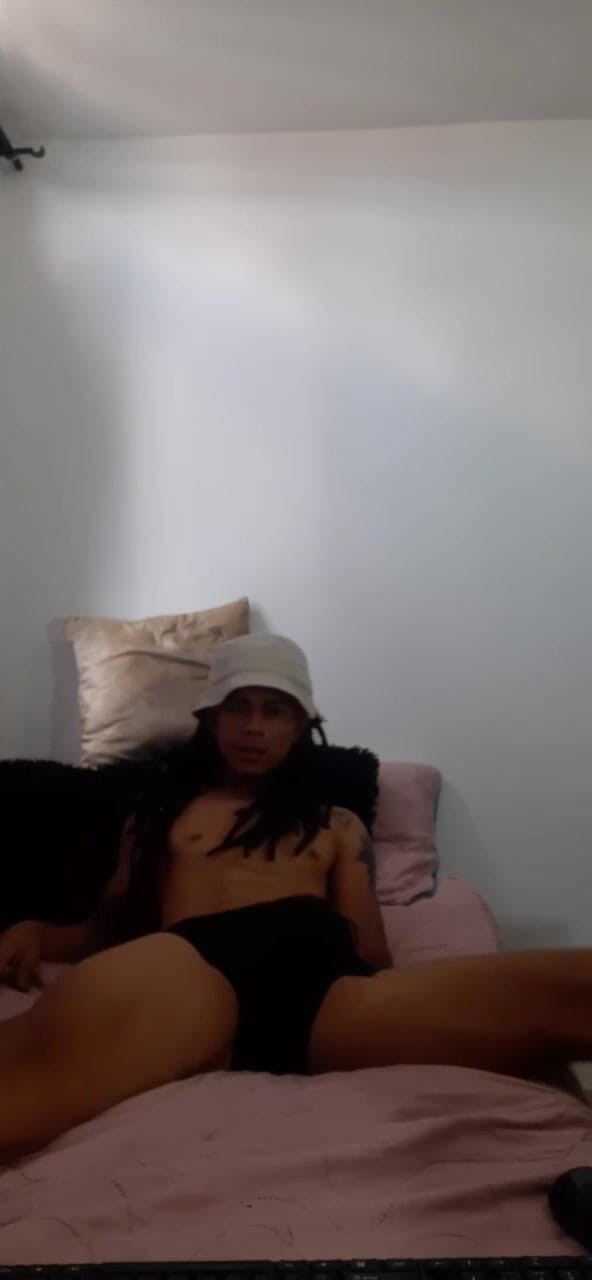 ColumbiaTwinkBoy: Vaquero colombiano masturbándose