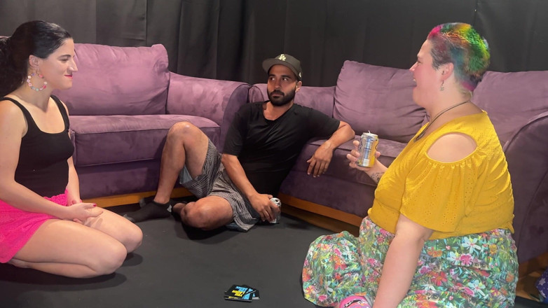 Cliff Media: Full Video - Liquidy Swallows: the Don't Laugh Game - Cliff Media...