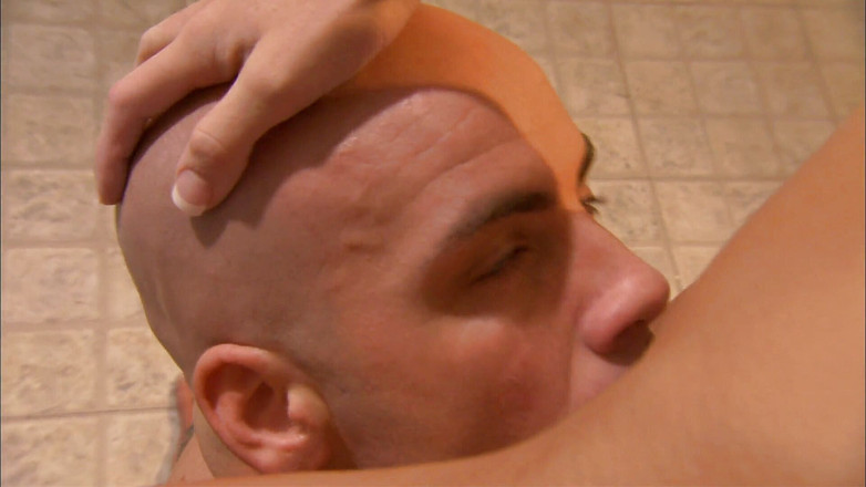 My Porn King: Linda nena consigue facial en el baño