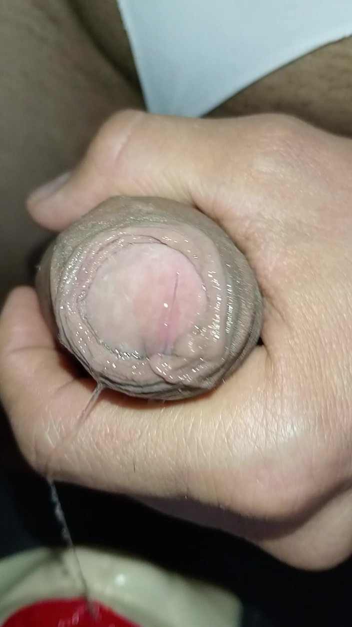 rey10rey10: Stor och venezuelansk penis jag är din slampa, kom bryt min...