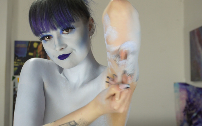 Alice Bean: Peindre Mon Corps En Bleu