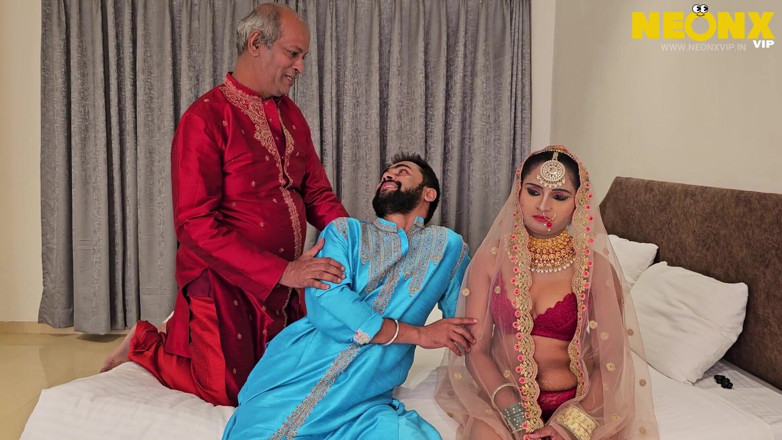Indian Savita Bhabhi: Горячего индийского Баху грубо трахнул старый свекор дези