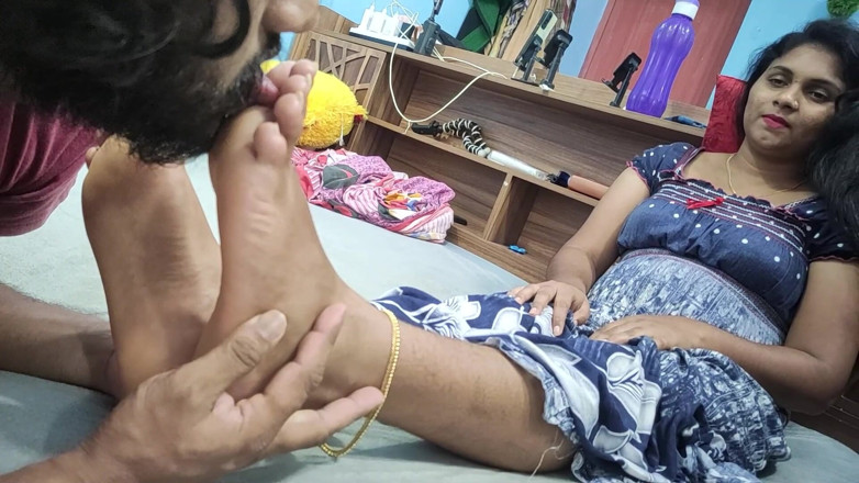 Vaigavarun Feet romance: Lízání nohou romantika