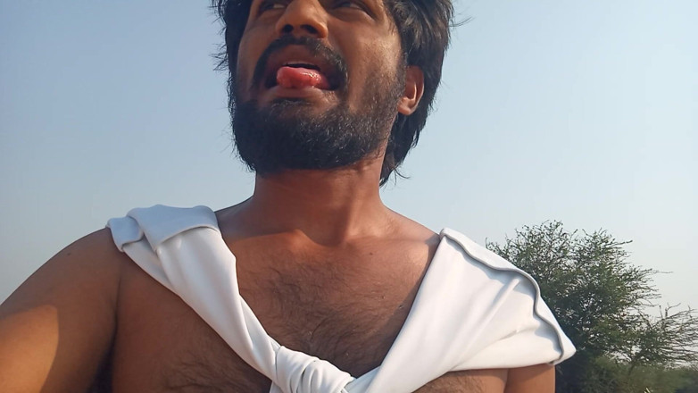 KUMBHA MANOJ KUMAR: Aggiornamento xhard Star India - area nella foresta nell'isola privata