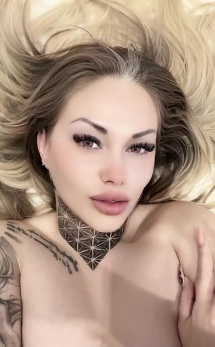Goddess Misha Goldy: Soirée goon