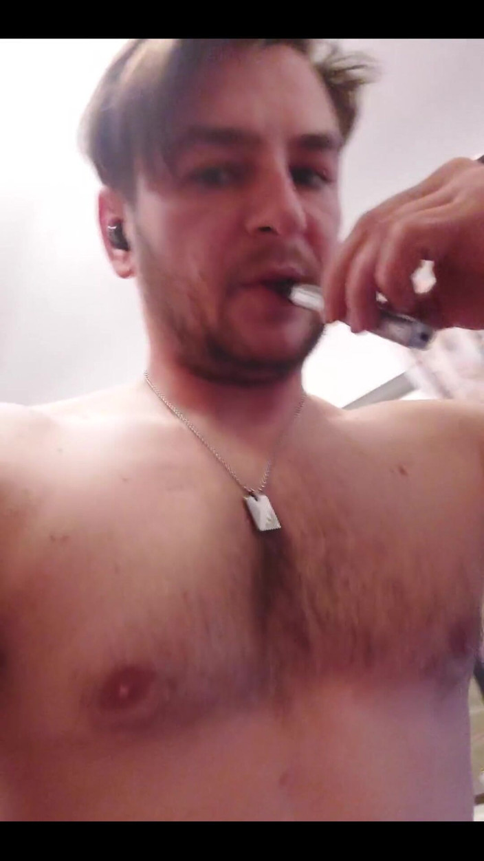Michael Ragnar: Ich bin geil aufgewacht, um dieses video zu machen, ich...