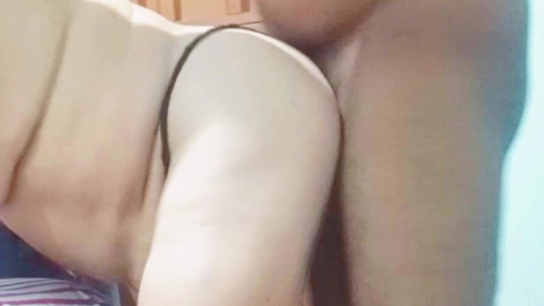 Sofixxx: Hermoso Culo Grande Y Blanco De Mi Madrastra De 70 años...