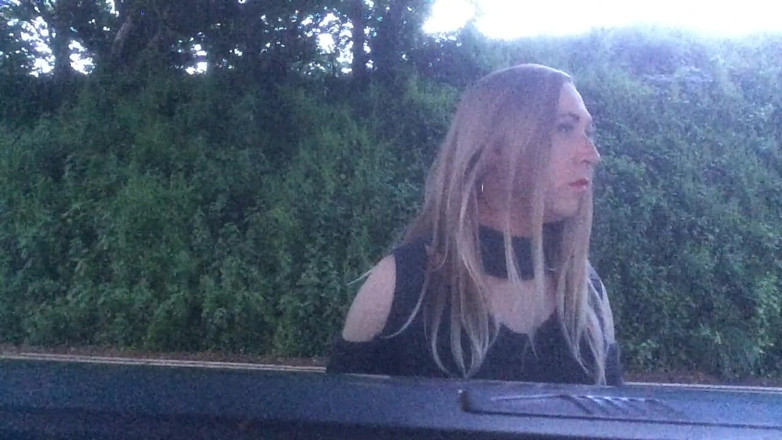The Midnight Minx: Blankziehen auf dem fußballplatz
