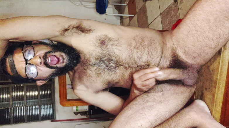 Stink HairyMale: Regarder du porno pour le temps de l'été