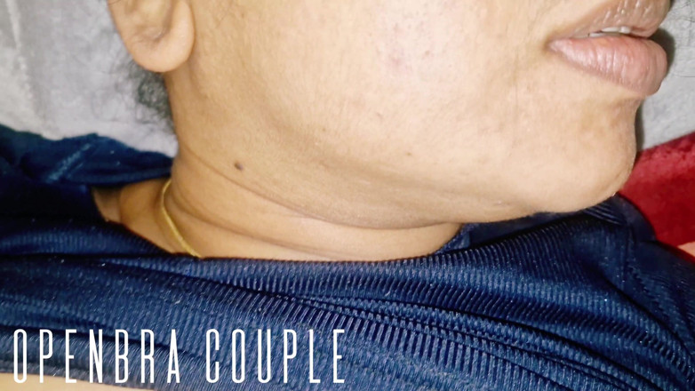 Openbra: Mallu Chechi se fait baiser par son demi-frère