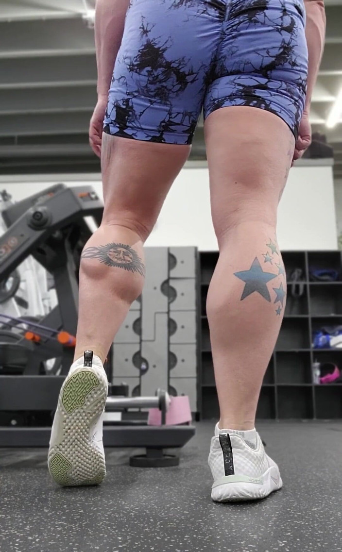 Ecko Belle: Meaty Calves