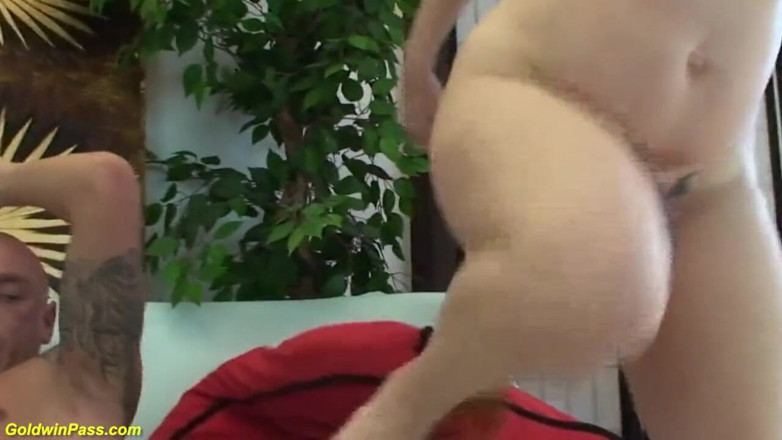 Crazy Pregnant: Saggy tit preggo teen needs rough