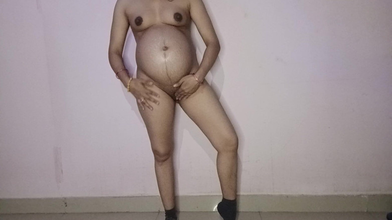 Suhani: Tarian bogel makcik desi kampung