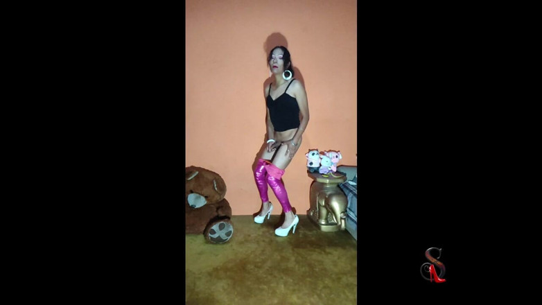 Saray Isis Amay: Saray Sissy Cum