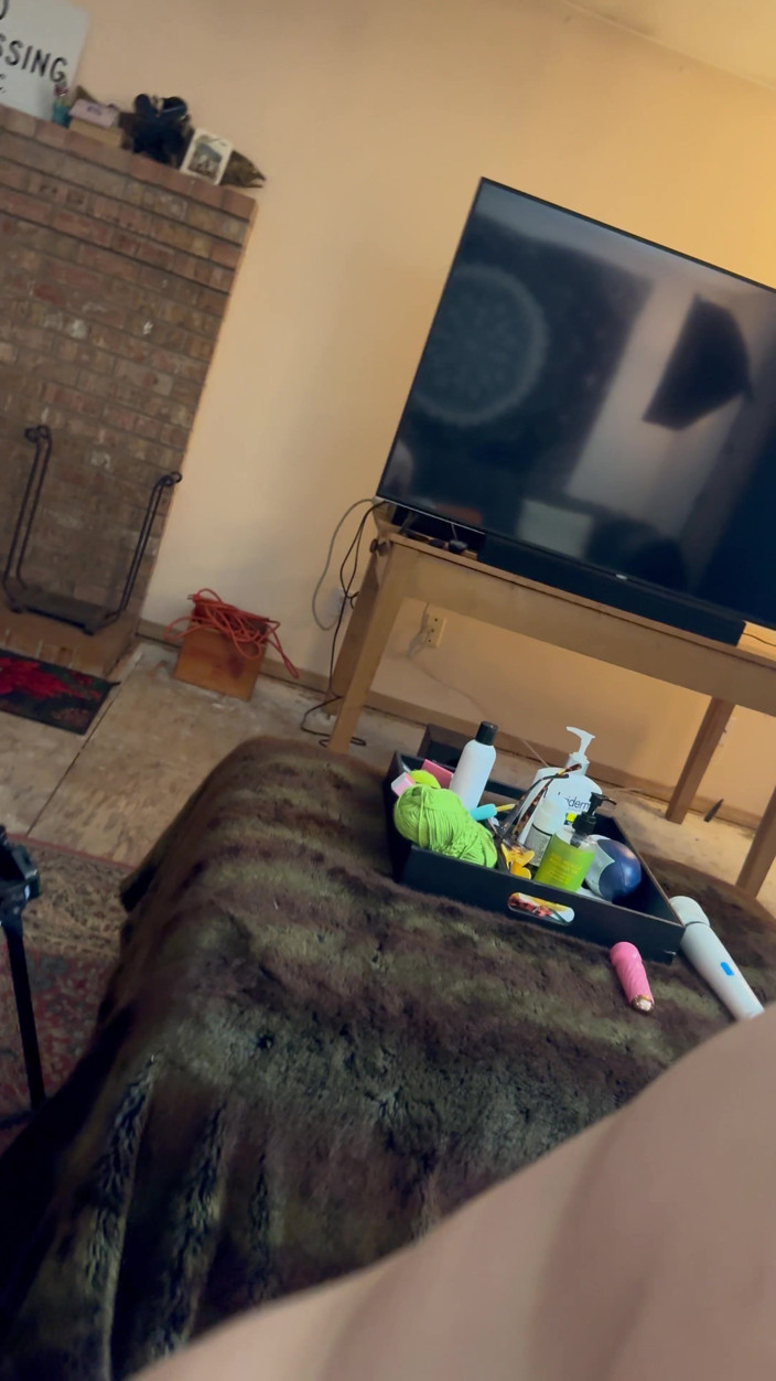 Bonewizzard69: Cette femme aime commencer par une pipe, beaux yeux verts,...